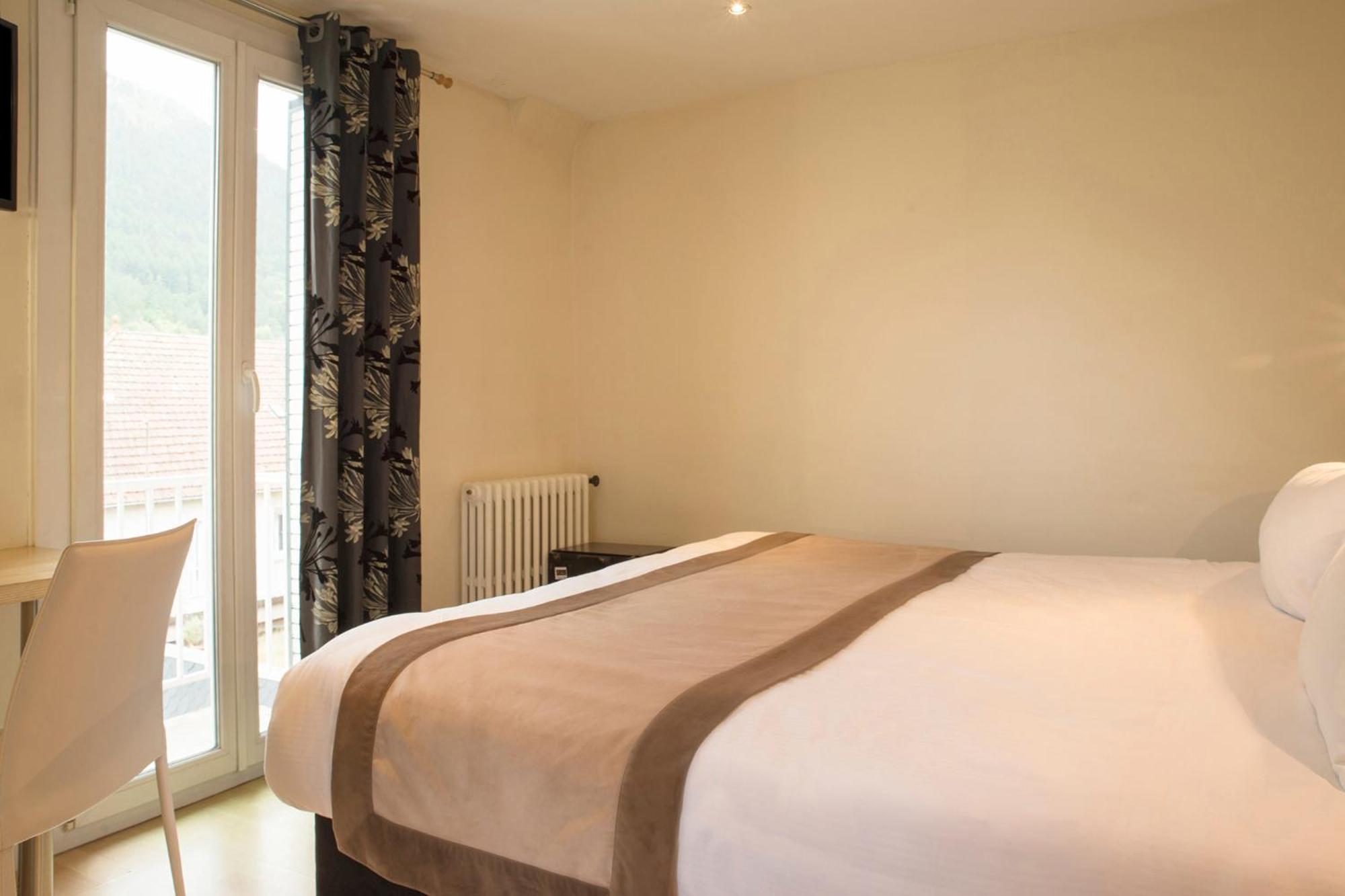 The Originals Boutique, Hotel Du Pont Roupt, Mende Εξωτερικό φωτογραφία